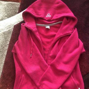 Aritzia TNA Fuchsia pink zip up hoodie